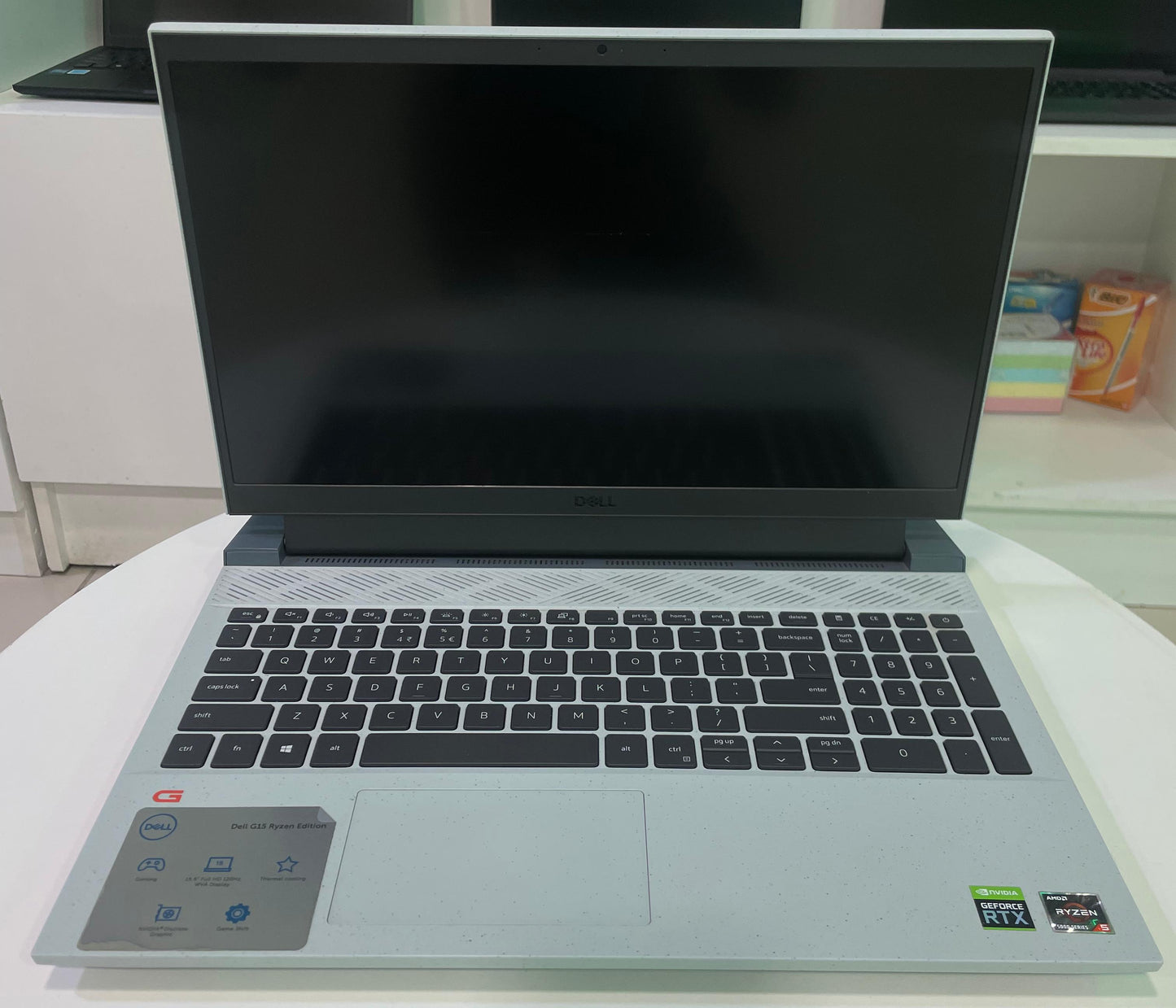 Dell G15 Ryzen™ Edition | AMD Ryzen 5 5600H with Radeon Graphics | 32GB RAM | 512GB SSD | Nvidia® GeForce® RTX™ 3060 6 GB, GDDR6 | 15,6", Full HD, 1.920 x 1.080, 120 Hz, antirreflexo | Windows 11 Home